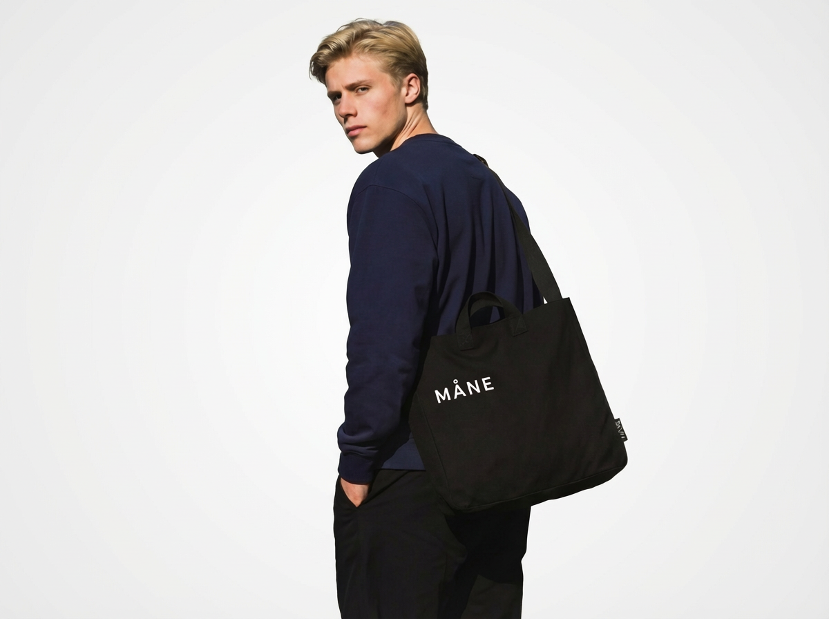 MÅNE | Tote 45