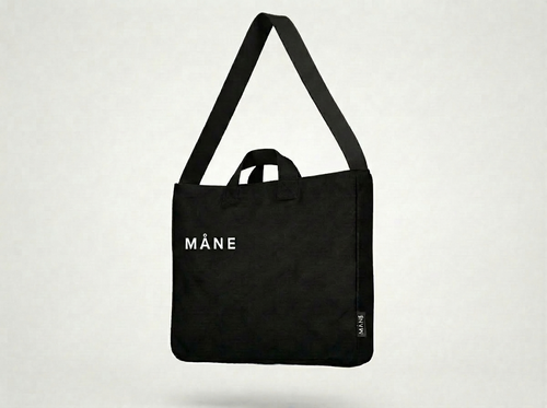 MÅNE | Tote 45